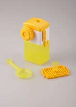 「よゐこの無人島0円生活チネリータ」の「おひさまイエロー」。