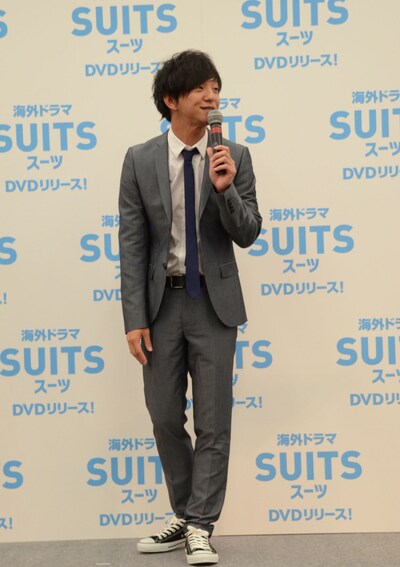 海外ドラマ「SUIT / スーツ」のDVDリリース記念イベントに登場したパンサー向井。