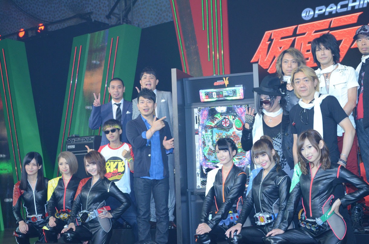 イベント終了後のフォトセッションの様子。