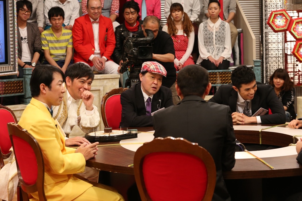 「すべり芸人☆夢の競演 THE すべり場」の一場面。(c)BeeTV