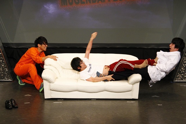 「支点・力点・作用点」の原理で、体格差のある寺内に勝った藤本。(c)藤澤孝代（フォトプロ）