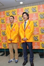 「キングオブコント2013」で優勝したかもめんたる。