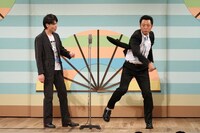 新井のピッチングフォームには「差別用語しか浮かばない」と、とうとうツッコミを放棄。(c)河村正和 （株）フォトプロ