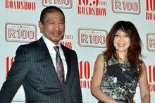 松本人志とYOU（左から）。