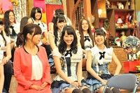 囲み取材会の様子。