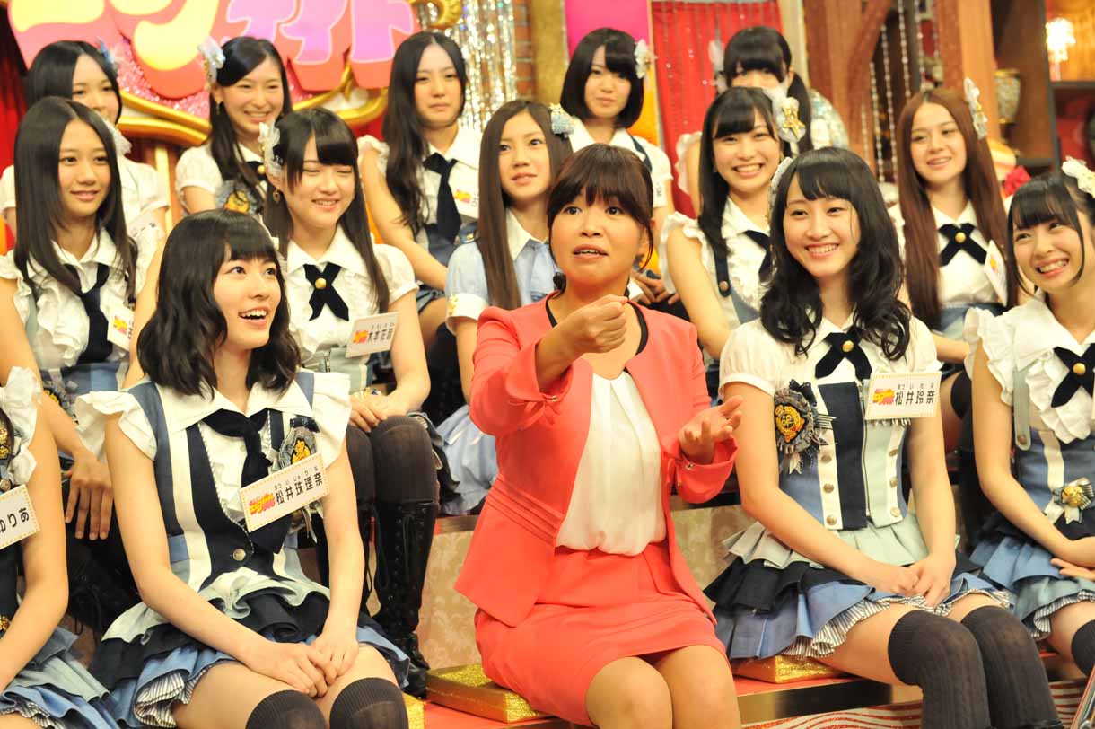囲み取材会の様子。