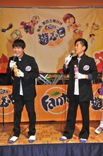 ジャングルポケットの武山（左）と太田（右）。