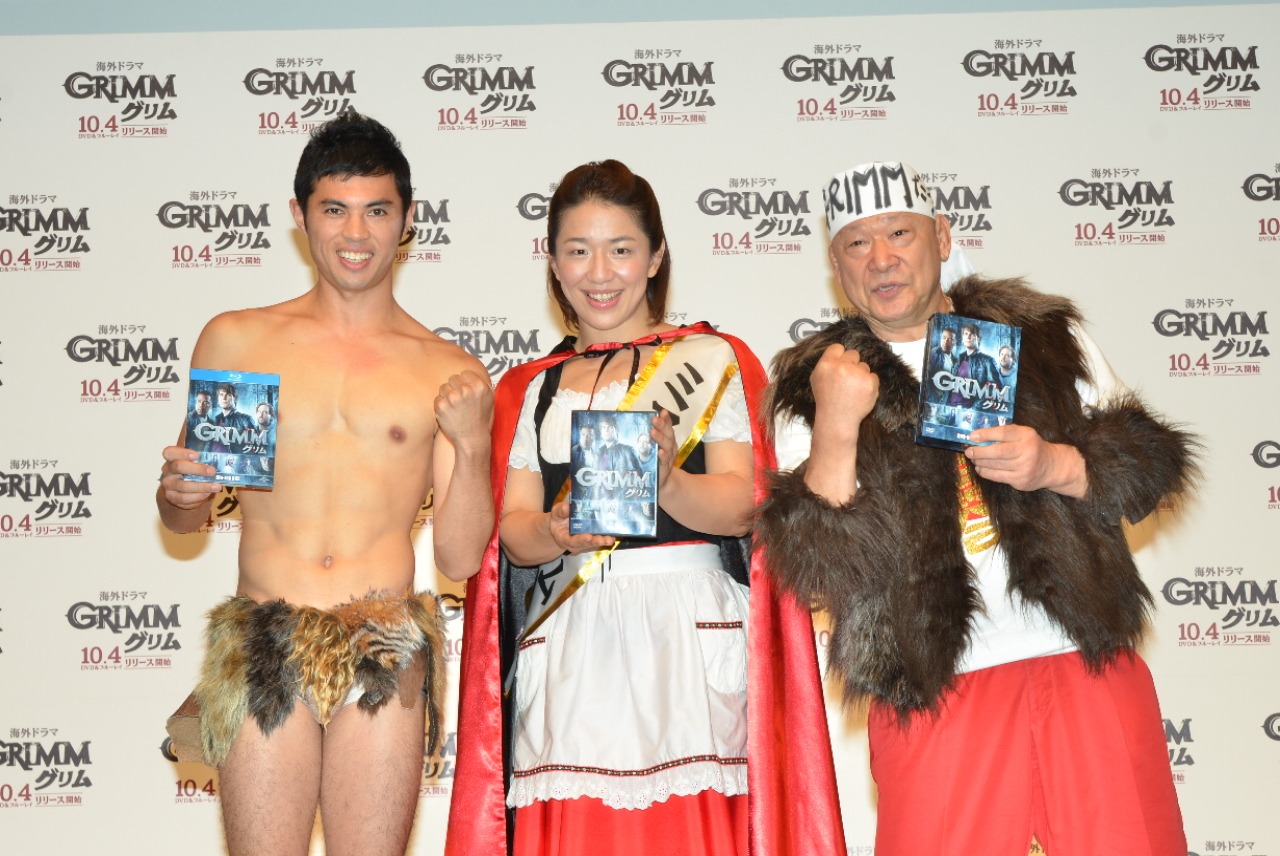 米ドラマ「GRIMM／グリム」のBlu-ray＆DVDリリース記念イベントに出演した、小島よしお、浜口京子、アニマル浜口（左から）。