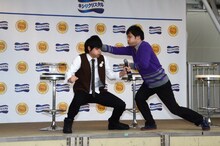 10年間続けているネタを披露するオジンオズボーン。