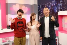 「モテモテかんぱにーR25」エンディング曲発表記者会見に出席したTKOと丸高愛実。(c)KTV