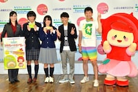 イベントの出演者たち。右端は「いばらき総文2014」マスコットの、ふれあちゃん。