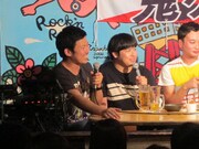 準決勝に進出した巨匠は、ひょうたんの紐をめぐって解散騒動も。