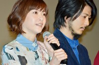 上野樹里と玉山鉄二（左から）。