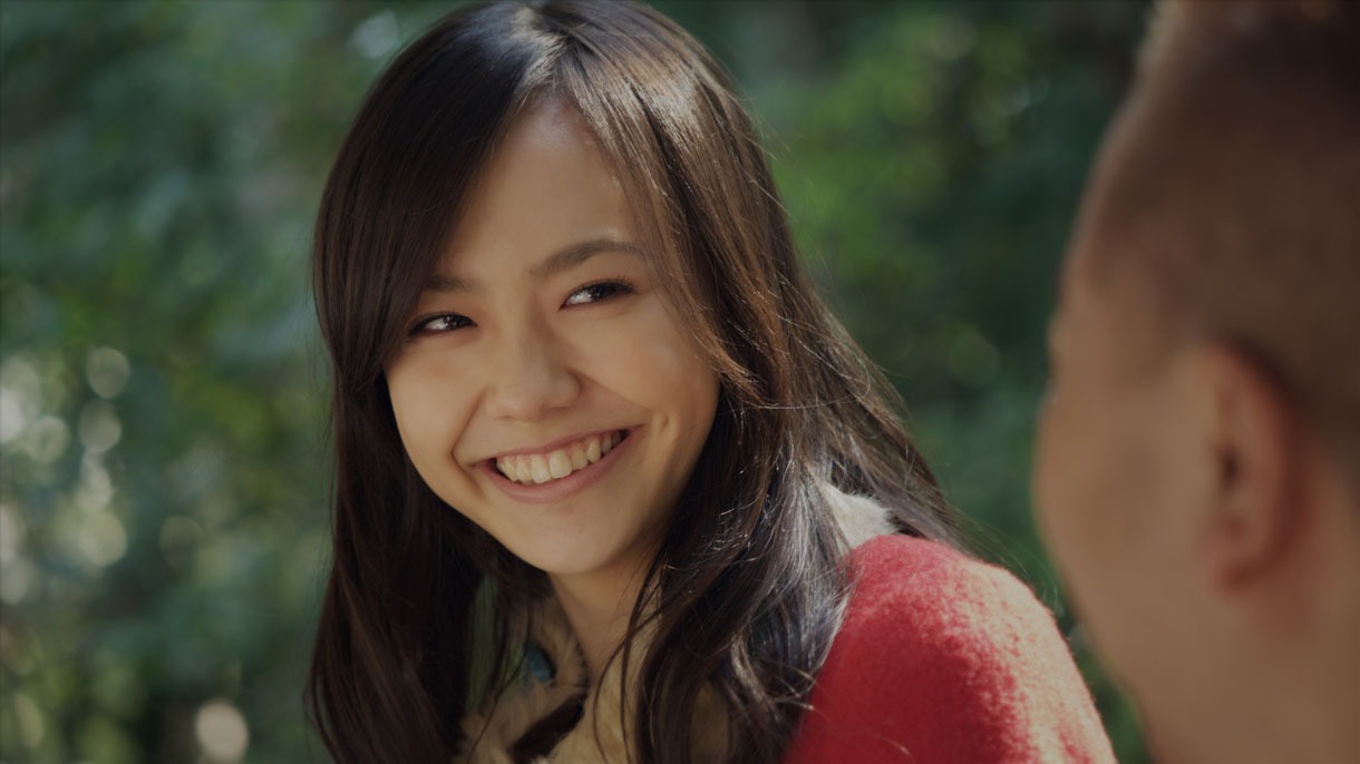 芸人30人とプロポーズのシーンを演じた、ゼクシィ6代目CMガール・松井愛莉。
