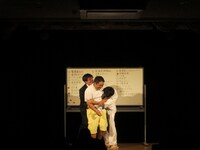 いけだてつや「お調子者シリーズ」でお調子者が現れた瞬間捕まえに行くラバーガール。