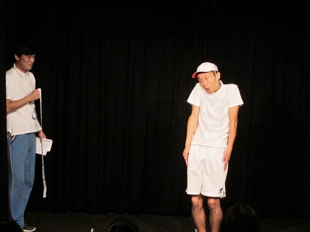 「ボルトみたいな決めポーズ対決」のハブ。