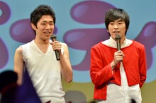 ファッションショーに登場した、しずる。