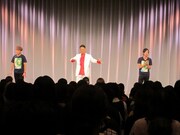 「歌ネタコレクション」MCのアクセルホッパーとダンス指導のキャッチ!!のあっしーとエレファンツ大江。