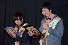 早口で“生予告”を行うウーマンラッシュアワー。