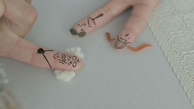 AGFの粉末スティック飲料「Stickドリンクバー」新CMのワンシーン。