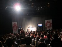 オープニングの佐野元R。