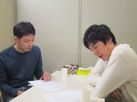 ネタ合わせの様子。