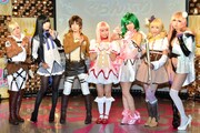 決勝大会に進出するコスプレイヤーたち。