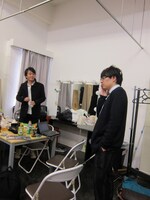 周囲からのダメ出しに期限を損ねる押見。