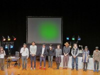 ライブ「共感百景」のエンディング。