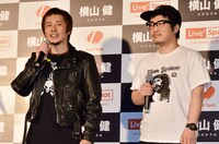 横山健、MINORxU監督（左から）。