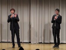 巧みな話術でDVDの購入を勧めるスパローズ。「グランジのDVDも買ってね」とメッセージ。