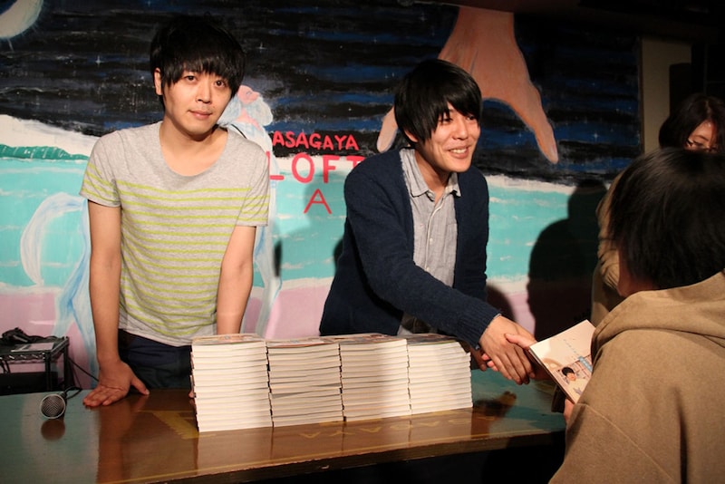 イベント後に実施された握手会の様子。(c)河村正和(フォトプロ)