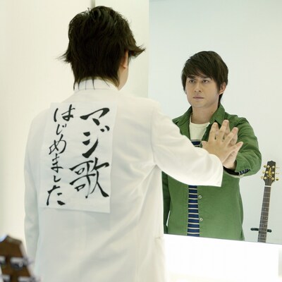 AMEMIYAの1stアルバム「マジ歌はじめました～箸にも棒にもかからなかった名曲たち～」ジャケット。