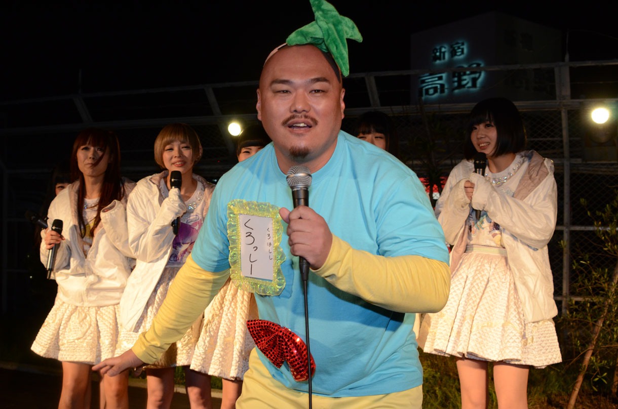 ふなっしーに扮して登場した安田大サーカス・クロちゃん。