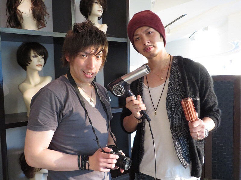 スマホ向けオークションサービス「パシャオク」の「えがお∞（むげんだい）プロジェクト」に「北見にシャンプーしてもらえる権利」を出品したベイビーギャング。