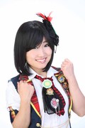 「オーシマのラブソング」を歌うキンタロー。。