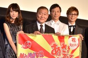 桐谷美玲、國村隼、板尾創路、山寺宏一（左から）。