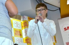 仕事の都合でイベントに遅れて到着した、ロバート馬場。