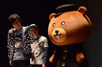 「かよえ！チュー学」監督の新海岳人（左）とモリノ（右）。