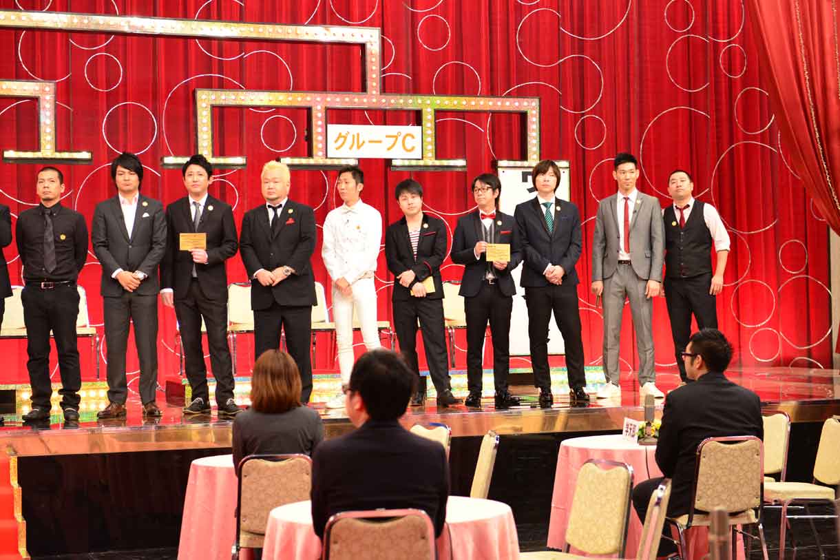 「THE MANZAI 2013」組み合わせ挑戦会の様子。
