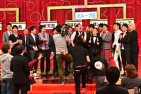 「THE MANZAI 2013」組み合わせ挑戦会の様子。