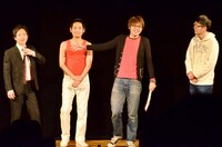 （左から）エルシャラカーニとスパローズ。