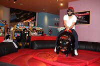 「パンサーとトリプルデートができる権利」の様子。