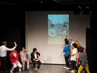 今回も餌食となったうしろシティのオシャレセンスな写真。