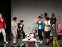 持ち前のリズムで爆笑をさらったお祭りBoy。