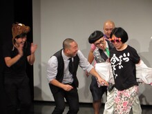 永野が「誰か言い出す奴がいるだろう」と予測し仕込んできた「今でしょ」Tシャツ。