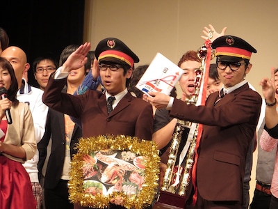 「月笑」クライマックスシリーズで優勝したダーリンハニー。