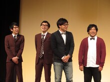 セミファイナルのアルコ＆ピースとダーリンハニー。勝ったダーリンハニー吉川は「東急ベリーマッチ」と鉄道ギャグ。