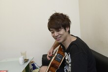 ゆったり感・江崎 「よしもと若手芸人 THE ROOM2」撮影：榎本靖史（STUDIO ROCKet）