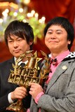 僕のキャラに感謝やで ウーマンthe Manzai優勝会見 お笑いナタリー
